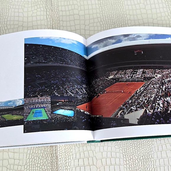 BRAND NEW BOUTIQUE ROLEX 2023-2024 WATCH COLLECTIONS CATALOG HARDBACK BOOK - Picture 4 of 5